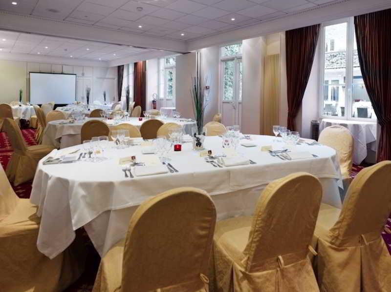 Hotel Restaurant Napoleon Fontainebleau Bagian luar foto
