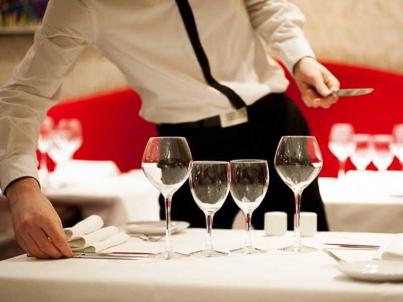 Hotel Restaurant Napoleon Fontainebleau Bagian luar foto