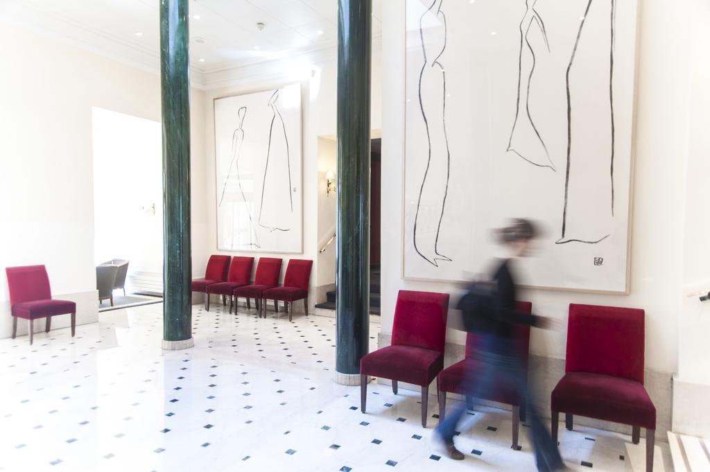 Hotel Restaurant Napoleon Fontainebleau Bagian luar foto