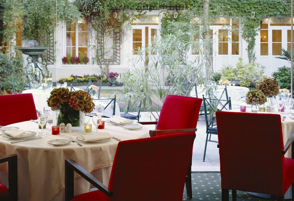 Hotel Restaurant Napoleon Fontainebleau Restoran foto